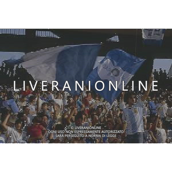 05-07-1984 NAPOLI STADIO SAN PAOLO PRESENTAZIONE DEL NUOVO ACQUISTO DEL NAPOLI CALCIO DIEGO ARMANDO MARADONA NELLA FOTO DIEGO ARMANDO MARADONA AG ALDO LIVERANI SAS 