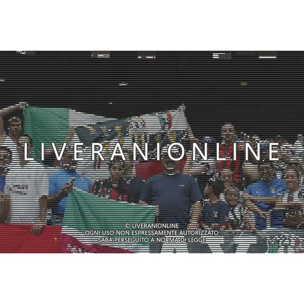 NEW YORK 3/08/2003 SUPERCOPPA ITALIANA NELLA FOTO TIFOSI ITALIANI FOTO ALDO LIVERANI