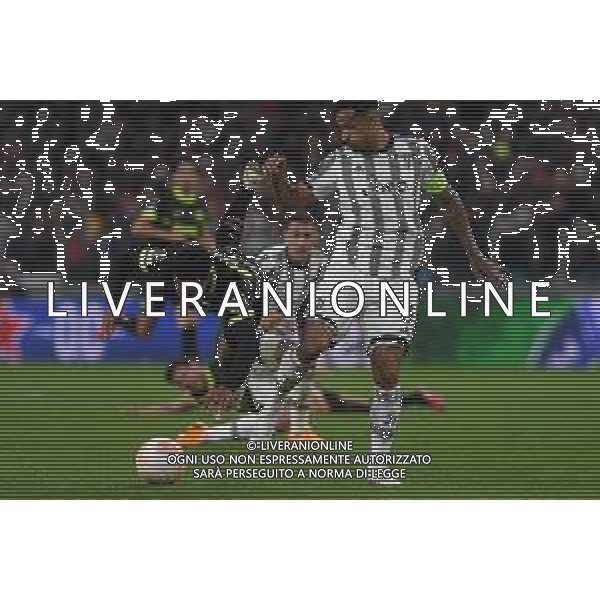 Torino 12.04.2023 Stadio Allianz Stadium ©Manuela Viganti/Agenzia Aldo Liverani Juventus vs Sporting Lisbona Europa League 2022/2023 Quarti di Finale Nella foto: danilo e marcus edwards ©Viganti / AGENZIA ALDO LIVERANI SAS