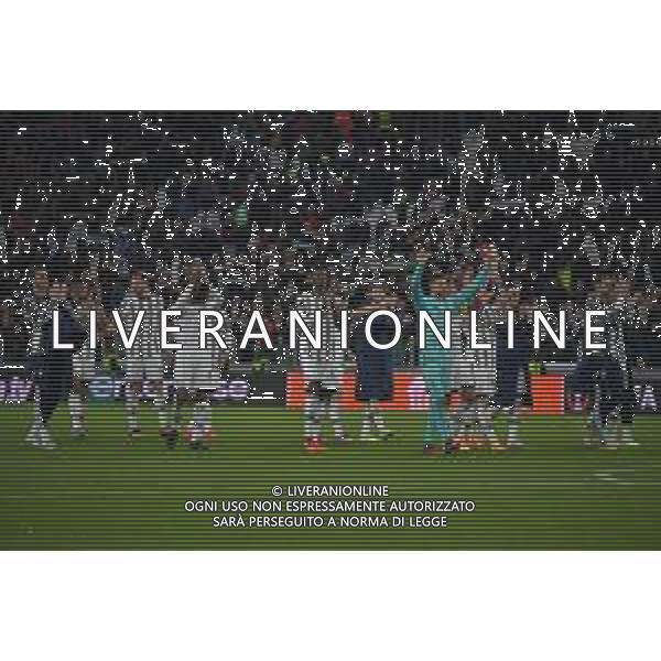 Torino 13.04.2023 Stadio Allianz Stadium ©Manuela Viganti/Agenzia Aldo Liverani Juventus vs Sporting Lisbona Europa League 2022/2023 Quarti di Finale Nella foto: festa juventus a fine gara ©Viganti / AGENZIA ALDO LIVERANI SAS