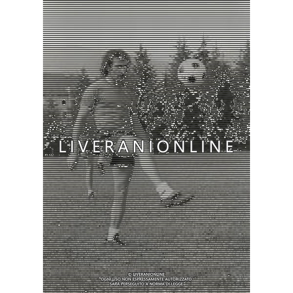 RETROSPETTIVA GIANLUCA DE PONTI CALCIATORE NELLA FOTO GIANLUCA DE PONTI NELL\'ANNO 1982-1983 CON LA MAGLIA DEL BOLOGNA CALCIO AG ALDO LIVERANI SAS