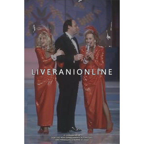 RETROSPETTIVA ROSANNA VAUDETTI ANNUNCIATRICE TELEVISIVA NELLA FOTO CON GERRY SCOTTI E MARIA GIOVANNA ELMI ©Archivio Giovanni Liverani/AGENZIA ALDO LIVERANI SAS
