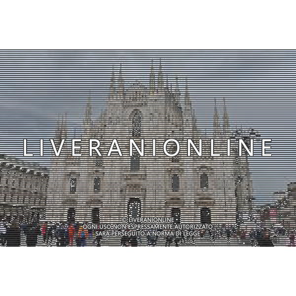 TVRG piazza Duomo Milano 13-04-2023 Piazza Duomo con la cattedrale dedicata a Santa Maria Nascente foto Roberto Garavaglia/ag. Aldo Liverani sas