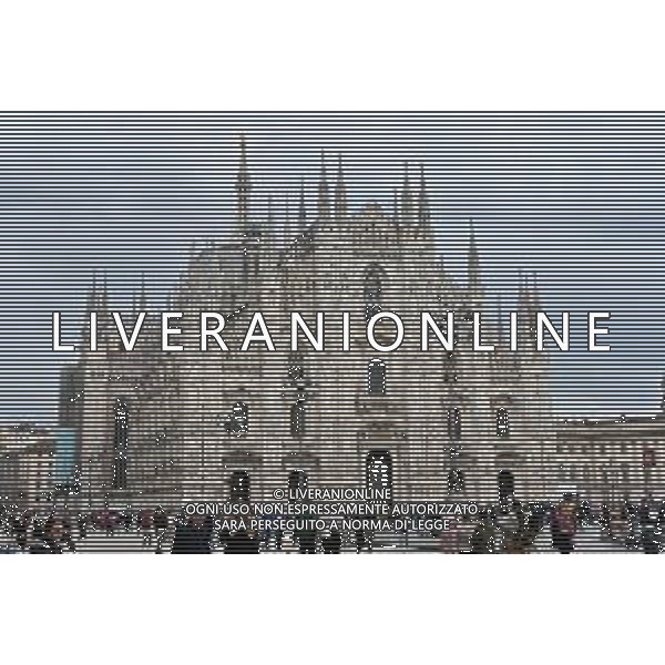 TVRG piazza Duomo Milano 13-04-2023 Piazza Duomo con la cattedrale dedicata a Santa Maria Nascente foto Roberto Garavaglia/ag. Aldo Liverani sas