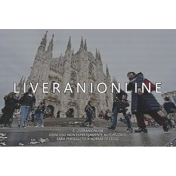 TVRG piazza Duomo Milano 13-04-2023 Piazza Duomo con la cattedrale dedicata a Santa Maria Nascente foto Roberto Garavaglia/ag. Aldo Liverani sas