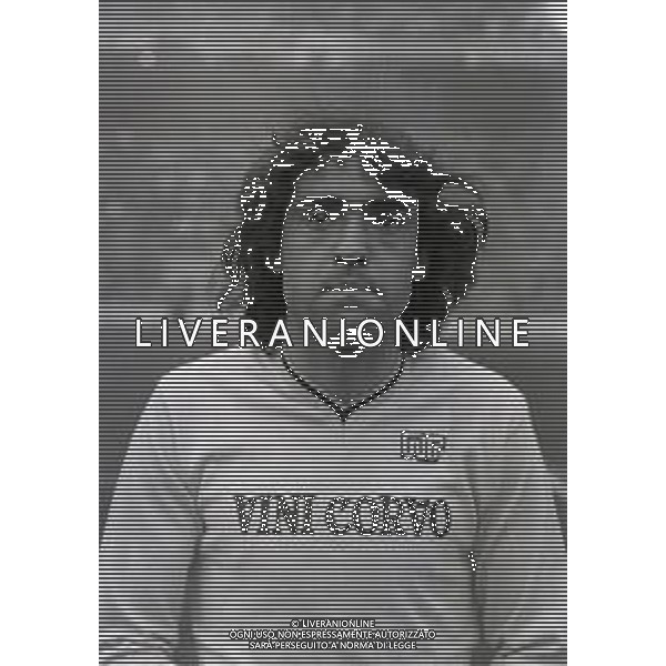 NEG-RETROSPETTIVA GIOVANNI DE ROSA CALCIATORE NELLA FOTO GIOVANNI DE ROSA CON LA MAGLIA DEL PALERMO CALCIO NELL\'ANNO 1982-1983 AG ALDO LIVERANI SAS