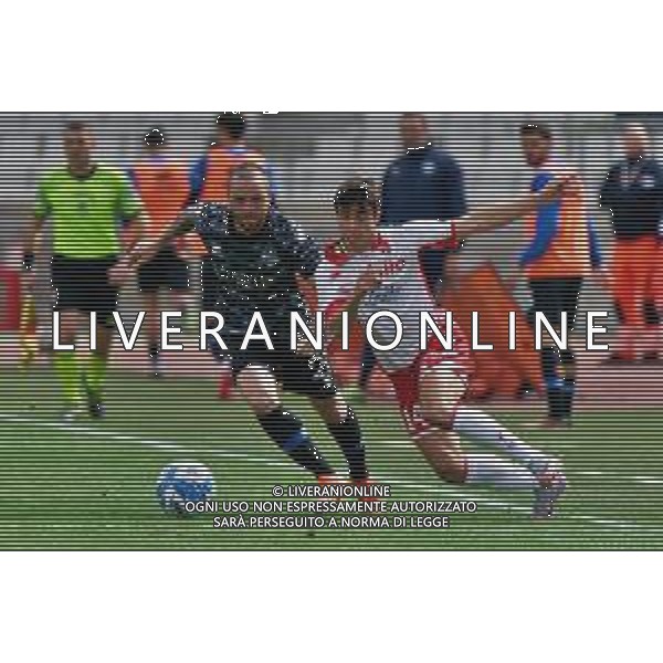 Tommaso Arrigoni (Como 1907) and Gregorio Morachioli (SSC Bari) during the Serie B match between SSC Bari and Como 1907 at Stadio San Nicola on April 15, 2023 in Bari, Italy. Photo by Emmanuele Mastrodonato/ag. Aldo Liverani sas