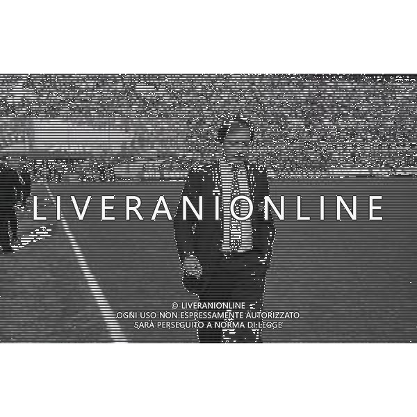 RETROSPETTIVA RENZO ULIVIERI ALLENATORE SAMPDORIA CALCIO NELLA FOTO RENZO ULIVIERI ALLENATORE SAMPDORIA CALCIO NELL\'ANNO 1983-1984 AG ALDO LIVERANI SAS