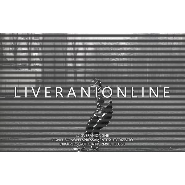 NEG-RETROSPETTIVA VITO CHIMENTI CALCIATORE NELLA FOTO VITO CHIMENTI CON LA MAGLIA DEL CATANZARO CALCIO AG ALDO LIVERANI SAS