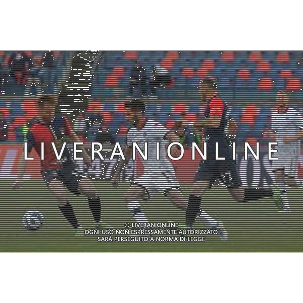 Stadio San Vito-Marulla Serie B 2022-2023 Cosenza-Cittadella In foto: Crociata tra D\'Urso e Martino FOTO ANDREA ROSITO-AG ALDO LIVERANI SAS