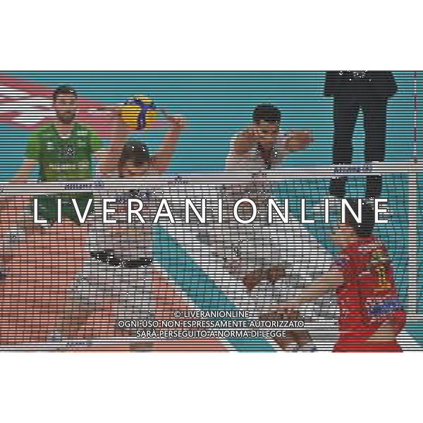 TVRG Matteo Piano (Powervolley Milano) SX e Mergarejo Hernandez Osniel Melgarejo (Powervolley Milano) DX a muro Allianz Powervolley Milano vs Cucine Lube Civitanova Milano 16-04-2023 Allianz Cloud PalaLido SuperLega Credem Banca - gara 2 semifinali play off scudetto foto Roberto Garavaglia/ag. Aldo Liverani sas/ AGENZIA ALDO LIVERANI SAS