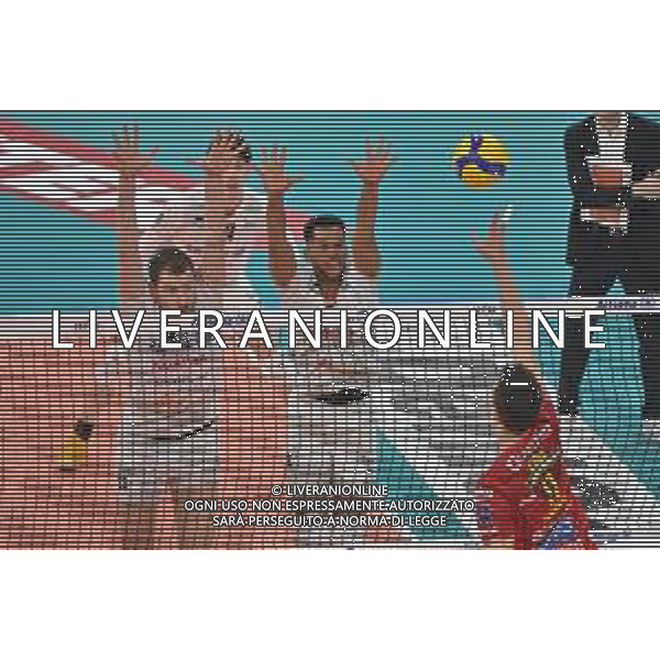 TVRG Matteo Piano (Powervolley Milano) SX e Mergarejo Hernandez Osniel Melgarejo (Powervolley Milano) DX a muro Allianz Powervolley Milano vs Cucine Lube Civitanova Milano 16-04-2023 Allianz Cloud PalaLido SuperLega Credem Banca - gara 2 semifinali play off scudetto foto Roberto Garavaglia/ag. Aldo Liverani sas / AGENZIA ALDO LIVERANI SAS