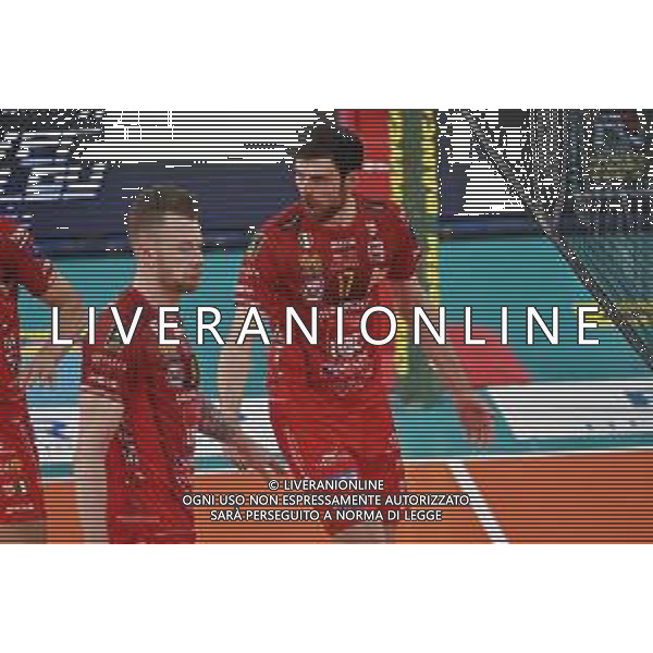TVRG Simone Anzani (Civitanova) e sulla SX Ivan Zaytsev (Civitanova) Allianz Powervolley Milano vs Cucine Lube Civitanova Milano 16-04-2023 Allianz Cloud PalaLido SuperLega Credem Banca - gara 2 semifinali play off scudetto foto Roberto Garavaglia/ag. Aldo Liverani sas / AGENZIA ALDO LIVERANI SAS