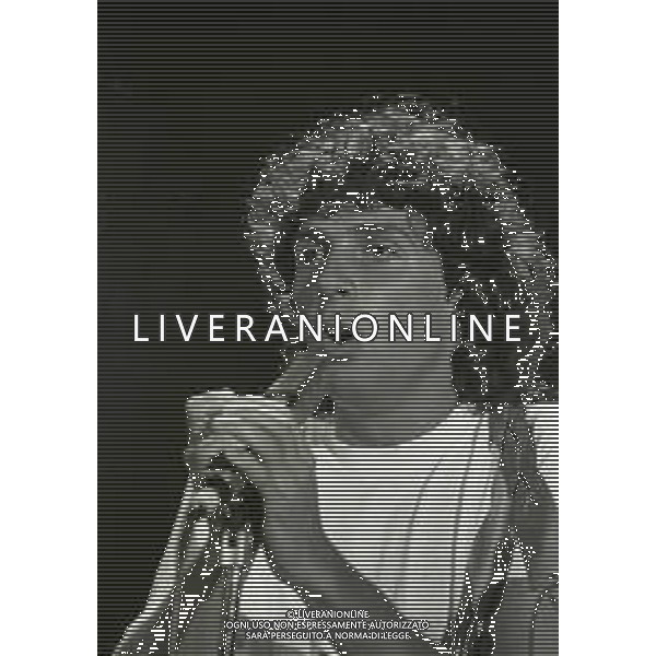 RETROSPETTIVA LUCA BARBAROSSA CANTANTE NELLA FOTO LUCA BARBAROSSA A SAINT VINCENT NELL\'\'ANNO 1982 AG ALDO LIVERANI SAS 