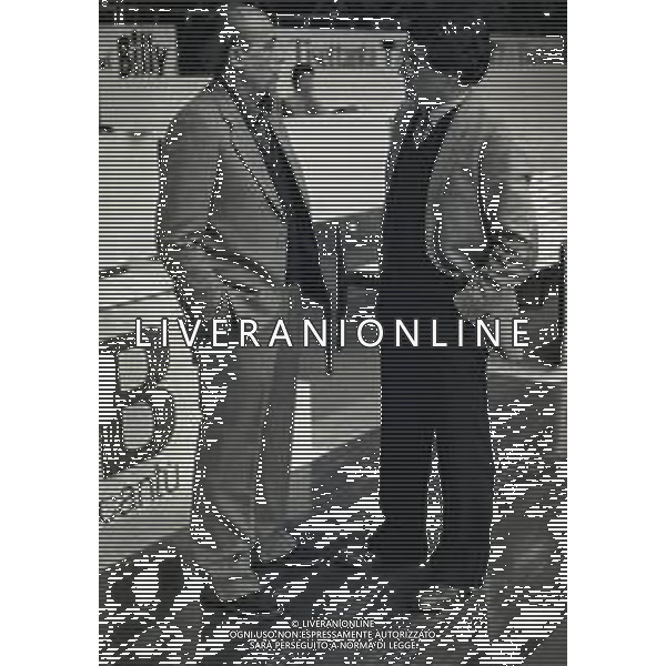 RETROSPETTIVA ASA NIKOLIC ALLENATORE BASKET SINUDYNE BOLOGNA NELLA FOTO ASA NIKOLIC ALLENATORE BASKET SINUDYNE BOLOGNA NELL\'ANNO 1981-1982 CON VALERIO BIANCHINI AG ALDO LIVERANI SAS