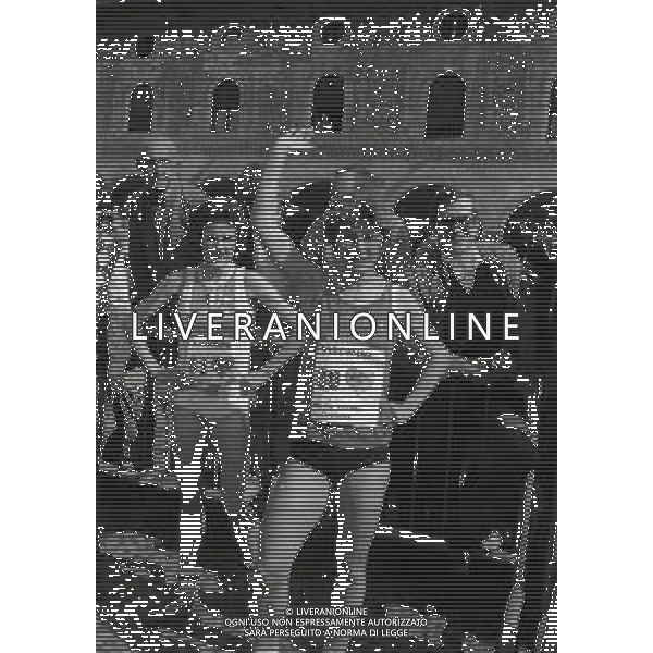 RETROSPETTIVA AGNESE POSSAMAI ATLETA NELLA FOTO AGNESE POSSAMAI A VIGEVANO VINCE LA SCARPA D\'ORO A VIGEVANO NELL\'ANNO 1982 AG ALDO LIVERANI SAS