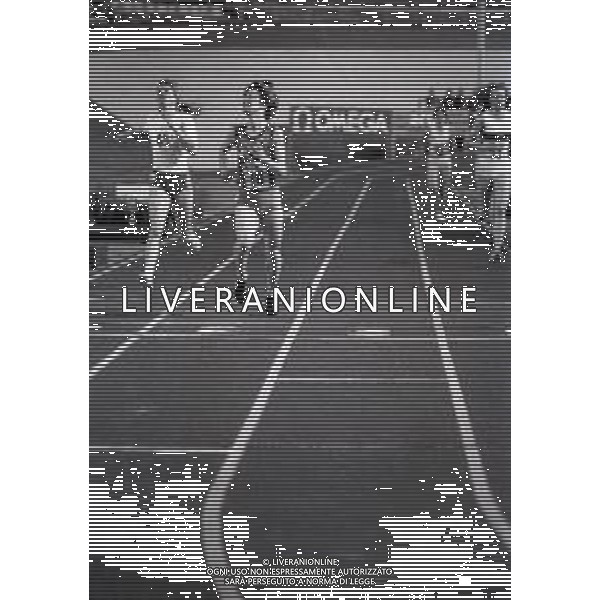 RETROSPETTIVA AGNESE POSSAMAI ATLETA NELLA FOTO AGNESE POSSAMAI A MILANO NELL\'ANNO 1982 AI CAMPIONATI INDOOR AG ALDO LIVERANI SAS 