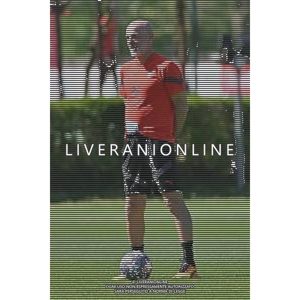 TVRG Allenamento Milan nella foto Stefano Pioli allenatore Milan Carnago (VA) 17-04-2023 Centro sportivo Milanello Allenamento Milan in preparazione della gara di ritorno contro il Napoli valevole per i quarti di finale della UEFA Champions League foto Roberto Garavaglia/ag. Aldo Liverani sas