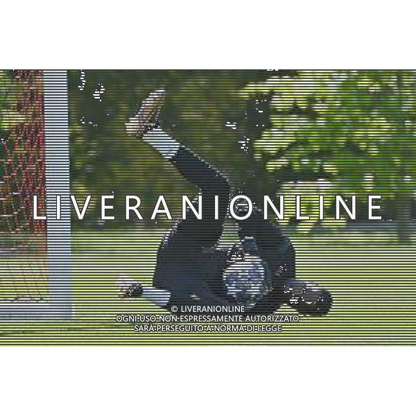 TVRG Allenamento Milan nella foto Mike Maignan (Milan) Carnago (VA) 17-04-2023 Centro sportivo Milanello Allenamento Milan in preparazione della gara di ritorno contro il Napoli valevole per i quarti di finale della UEFA Champions League foto Roberto Garavaglia/ag. Aldo Liverani sas