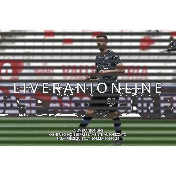 Patrick Cutrone (Como 1907) celebrates after scoring a goal during the Italian soccer Serie B match SSC Bari vs Como 1907 on April 15, 2023 at the San Nicola stadium in Bari, Italy. Photo by Emmanuele Mastrodonato/ag. Aldo Liverani sas(Como 1907) during the Italian soccer Serie B match SSC Bari vs Como 1907 on April 15, 2023 at the San Nicola stadium in Bari, Italy. Photo by Emmanuele Mastrodonato/ag. Aldo Liverani sas/ AGENZIA ALDO LIVERANI SAS