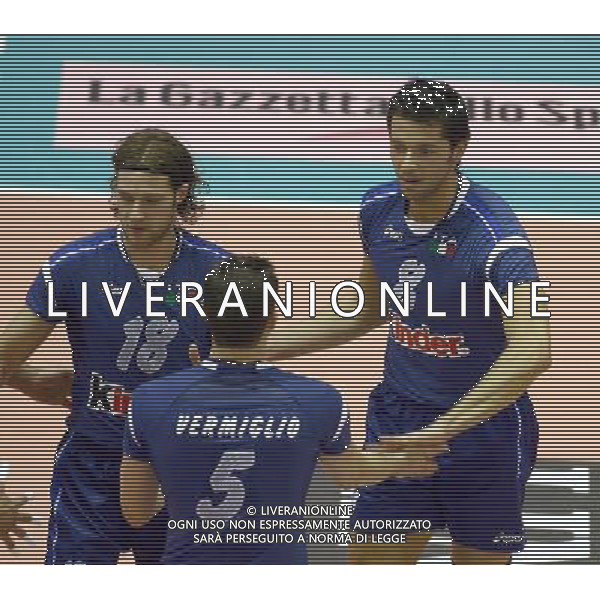 Firenze (Fi) 17/11/2005 Italia-Computer Discount All Star di Pallavolo Nella foto: Gioia dei giocatori dell\'Italia.* Ph Gianni Nucci/Agenzia Aldo Liverani