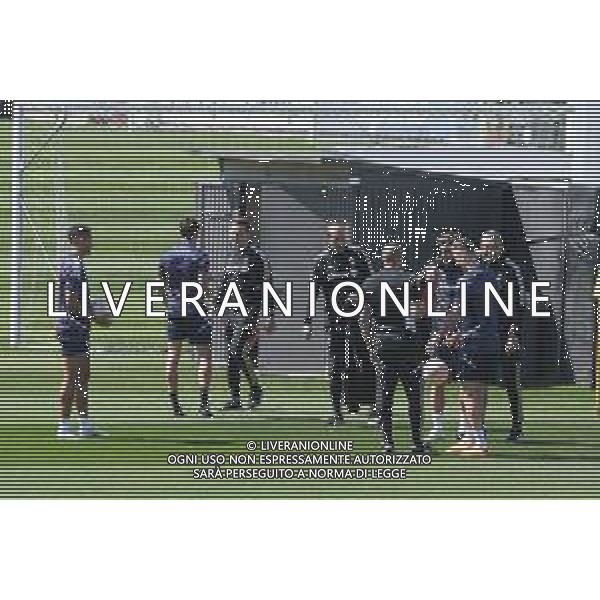 TVMV-Torino 19.04.2023 Continassa © Manuela Viganti/Agenzia Aldo Liverani Allenamento rifinitura Europa League 2022/2023 Sporting Lisbona vs Juventus Nella foto: massimiliano allegri ©Viganti / AGENZIA ALDO LIVERANI SAS