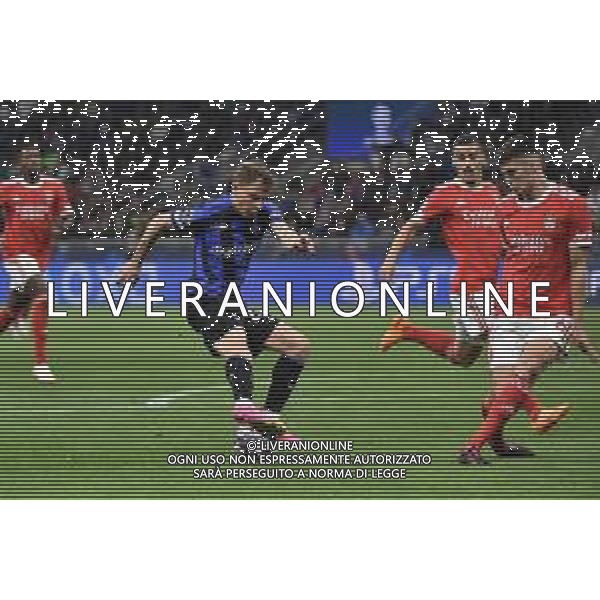 Nicolo\' Barella (Inter) rientra e segna il gol dell\'1 a 0 Inter vs Benfica Milano 19-04-2023 Stadio Giuseppe Meazza - San Siro UEFA Champions League quarti di finale - gara di ritorno foto Roberto Garavaglia/ag. Aldo Liverani sas/AGENZIA ALDO LIVERANI SAS