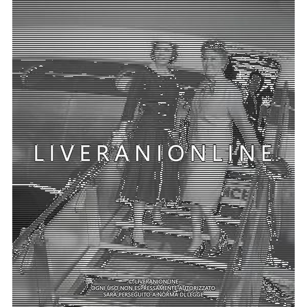 RETROSPETTIVA GLORIA SWANSON PSEUDONIMO DI GLORIA MAY JOSEPHINE SVENSSON ATTRICE NELLA FOTO GLORIA SWANSON PSEUDONIMO DI GLORIA MAY JOSEPHINE SVENSSON A ROMA NELL\'ANNO 1955 CON LA FIGLIA FOTO SANDRO VESPASIANI-AG ALDO LIVERANI SAS