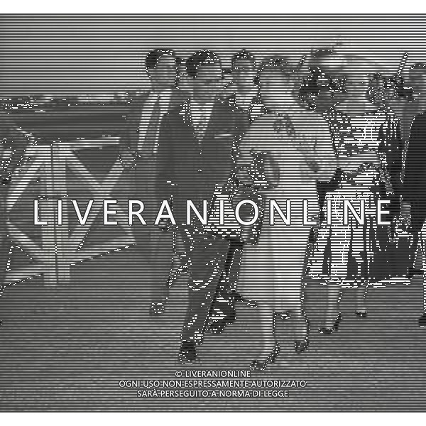 RETROSPETTIVA GLORIA SWANSON PSEUDONIMO DI GLORIA MAY JOSEPHINE SVENSSON ATTRICE NELLA FOTO GLORIA SWANSON PSEUDONIMO DI GLORIA MAY JOSEPHINE SVENSSON A ROMA NELL\'ANNO 1955 CON LA FIGLIA FOTO SANDRO VESPASIANI-AG ALDO LIVERANI SAS