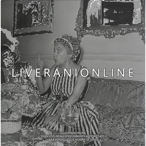 RETROSPETTIVA GLORIA SWANSON PSEUDONIMO DI GLORIA MAY JOSEPHINE SVENSSON ATTRICE NELLA FOTO GLORIA SWANSON PSEUDONIMO DI GLORIA MAY JOSEPHINE SVENSSON A ROMA NELL\'ANNO 1955 IN UNA CONFERENZA STAMPA FOTO SANDRO VESPASIANI-AG ALDO LIVERANI SAS