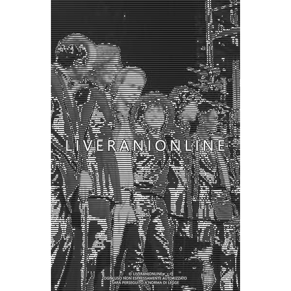 RETROSPETTIVA RICCARDO COCCIANTE CANTAUTORE NELLA FOTO VINCITORE DEL 41mo FESTIVAL DI SANREMO NEL 1991 CON RENATO ZERO E MARCO MASINI (SECONDO E TERZO CLASSIFICATO) ©DFP/ ARCHIVIO AGENZIA ALDO LIVERANI SAS