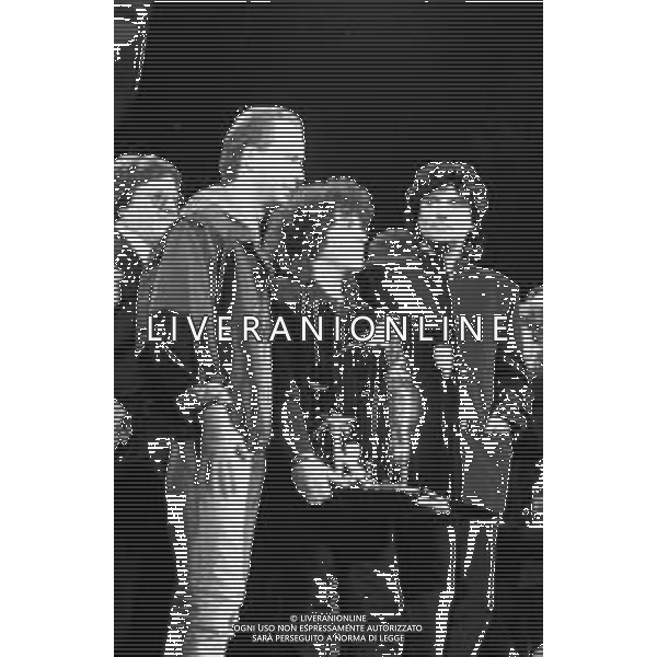 RETROSPETTIVA RICCARDO COCCIANTE CANTAUTORE NELLA FOTO VINCITORE DEL 41mo FESTIVAL DI SANREMO NEL 1991 CON RENATO ZERO E MARCO MASINI (SECONDO E TERZO CLASSIFICATO) ©DFP/ ARCHIVIO AGENZIA ALDO LIVERANI SAS