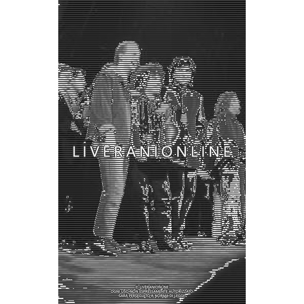 RETROSPETTIVA RICCARDO COCCIANTE CANTAUTORE NELLA FOTO VINCITORE DEL 41mo FESTIVAL DI SANREMO NEL 1991 CON RENATO ZERO E MARCO MASINI (SECONDO E TERZO CLASSIFICATO) ©DFP/ ARCHIVIO AGENZIA ALDO LIVERANI SAS