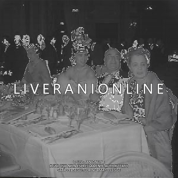 RETROSPETTIVA ANGELO RIZZOLI EDITORE E PRODUTTORE CINEMATOGRAFICO NELLA FOTO ANGELO RIZZOLI A CANNES NELL\'ANNO 1954 CON LA MOGLIE AG ALDO LIVERANI SAS  
