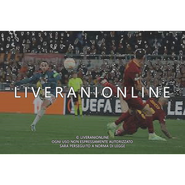 Roma vs Feyenoord Europa League - Quarti di finale - Stadio Olimpico - Roma 20-04-2023 nella foto Tiro di Kokcu ©Federico Gaetano / AGENZIA ALDO LIVERANI SAS