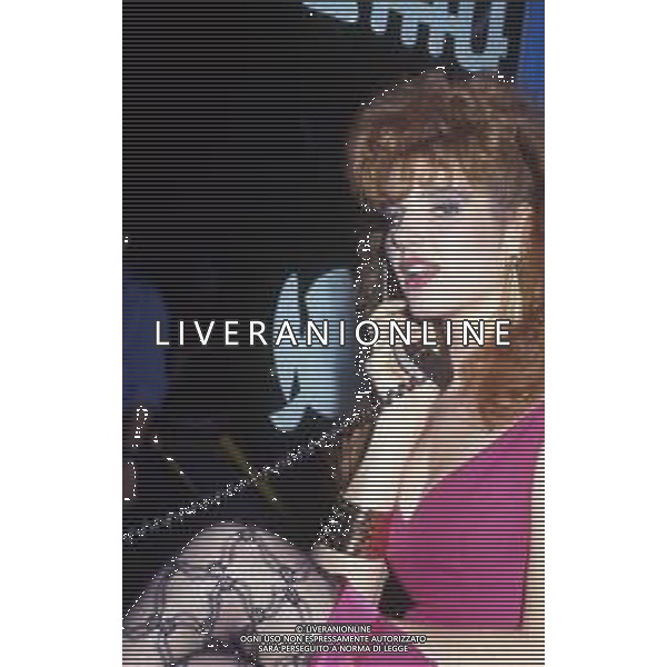 RETROSPETTIVA TINI CANSINO PSEUDONIMO DI PHOTINA LAPPA SHOWGIRL-ATTRICE E OPINIONISTA GRECA NELLA FOTO TINI CANSINO PSEUDONIMO DI PHOTINA LAPPA NELL\'ANNO 1985 ALLA DISCOTECA BANDIERA GIALLA DI RIMINI AG ALDO LIVERANI SAS