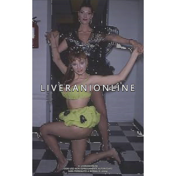 RETROSPETTIVA TINI CANSINO PSEUDONIMO DI PHOTINA LAPPA SHOWGIRL-ATTRICE E OPINIONISTA GRECA NELLA FOTO TINI CANSINO PSEUDONIMO DI PHOTINA LAPPA NELLA TRASMISSIONE TELEVISIVA“DRIVE IN“ AG ALDO LIVERANI SAS 