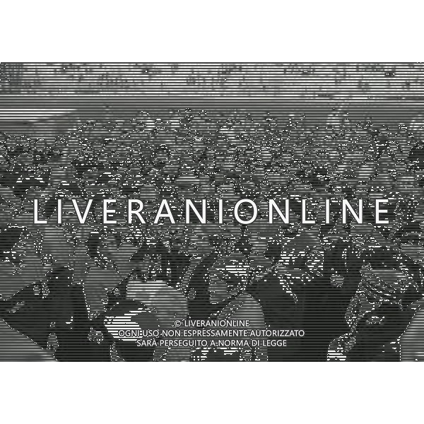 1983 VIAREGGIO STADIO DEI PINI-FINALE DEL TORNEO DI VIAREGGIO ROMA- INTER 2-0 NELLA FOTO ROMEO BENETTI ALLENATORE ROMA CALCIO VINCE IL TORNEO DI VIAREGGIO AG ALDO LIVERANI SAS