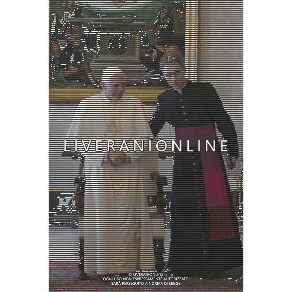 Citta\' del Vaticano 19 / 11 / 2005 Sua Santita\' Papa Benedetto XVI riceve in udienza il Presidente del Consiglio Silvio Berlusconi nella foto il papa Benedetto XVI con il suo segretario george gaenswein Ph Flavio Ianniello / Vatican Pool/ag Aldo Liverani
