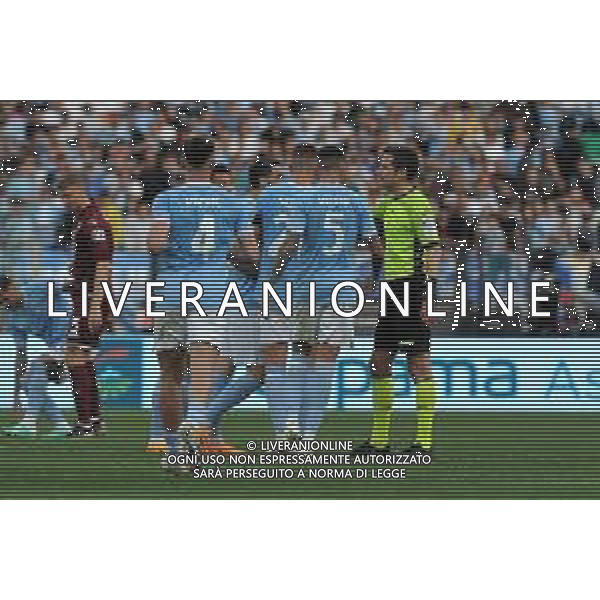 Lazio vs Torino Campionato Serie A TIM - 31 Giornata - Stadio Olimpico - Roma 22-04-2023 nella foto Proteste della Lazio con arbitro Ghersini ©Federico Gaetano / AGENZIA ALDO LIVERANI SAS
