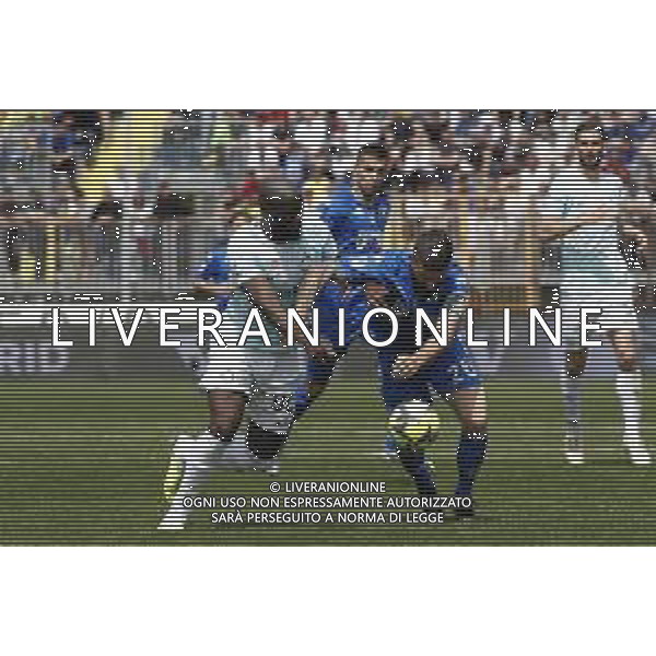 Empoli - Inter Campionato di Calcio Serie A TIM 23/04/2023 nella foto: Lukaku Romelu (f.c.Internazionale) Lorenzo Tonelli (Empoli FC) ©Claudio Zamagni/Agenzia Aldo Liverani / AGENZIA ALDO LIVERANI SAS