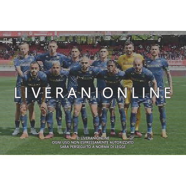 TVRG formazione Fiorentina, in piedi da SX Antonin Barak, Nikola Milenkovic, Rolando Mandragora, Lucas Martinez Quarta, Pietro Terracciano e Cristiano Biraghi; in basso da SX Arthur Mendonca Cabral, Domilson Cordeiro dos Santos Dodo\', Sofyan Amrabat, Christian Kouame\' e Riccardo Saponara Monza vs Fiorentina Monza 23-04-2023 U-Power Stadium Campionato Serie A TIM - 31a giornata foto Roberto Garavaglia/ag. Aldo Liverani sas / AGENZIA ALDO LIVERANI SAS