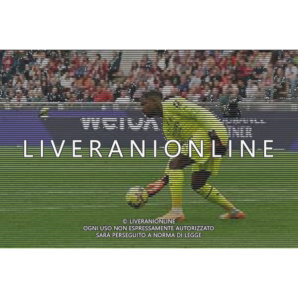 Mike Maignan (AC Milan) during the Italian soccer Serie A match AC Milan vs US Lecce on April 23, 2023 at Giuseppe Meazza Stadium in Milan, Italy. Photo by Emmanuele Mastrodonato/ag. Aldo Liverani sas/ AGENZIA ALDO LIVERANI SAS