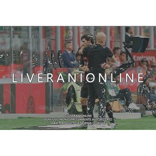 Sandro Tonali (AC Milan) and coach Stefano Pioli (AC Milan) during the Italian soccer Serie A match AC Milan vs US Lecce on April 23, 2023 at Giuseppe Meazza Stadium in Milan, Italy. Photo by Emmanuele Mastrodonato/ag. Aldo Liverani sas/ AGENZIA ALDO LIVERANI SAS