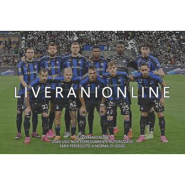 formazione Inter, in piedi da SX Matteo Darmian, Francesco Acerbi, Edin Dzeko, Denzel Dumfries, Andre\' Onana e Alessandro Bastoni; in basso da SX Henrikh Mkhitaryan, Federico Dimarco, Lautaro Martinez, Nicolo\' Barella e Hakan Calhanoglu Inter vs Juventus Milano 26-04-2023 Stadio Giuseppe Meazza San Siro Coppa Italia Frecciarossa - semifinale gara di ritorno foto Roberto Garavaglia/ag. Aldo Liverani sas
