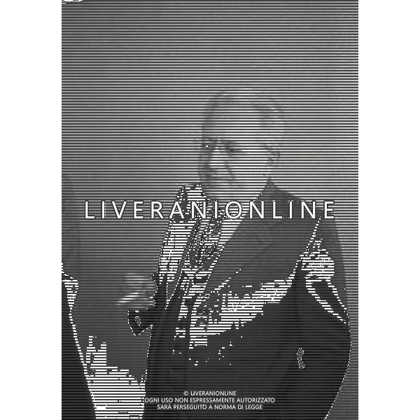 RETROSPETTIVA GIUSEPPE ZAMBERLETTI POLITICO NELLA FOTO GIUSEPPE ZAMBERLETTI MINISTRO DELLA PROTEZIONE CIVILE NELL\'ANNO 1984 AG ALDO LIVERANI SAS