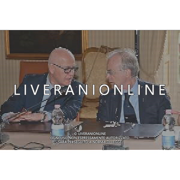 TVRG Firma protocollo sicurezza informatica nella foto Giuseppe Petronzi SX Questore di Milano e Renato Saccone DX Prefetto di Milano Milano 27-04-2023 Firma del protocollo di collaborazione tra Citta\' Metropolitana e Polizia di Stato per la prevenzione e il contrasto dei crimini informatici sui sistemi informativi critici dipendenti da Citta\' Metropolitana di Milano foto Roberto Garavaglia/ag. Aldo Liverani sas/ AGENZIA ALDO LIVERANI SAS