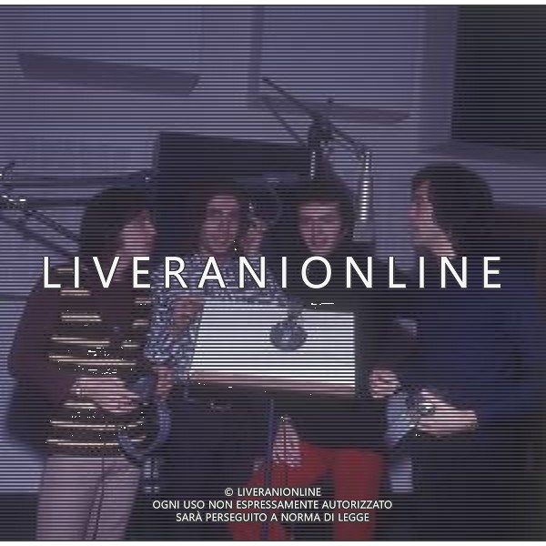 RETROSPETTIVA COMPLESSO MUSICALE DEI POOH NELLA FOTO IL COMPLESSO MUSICALE DEI POOH  STEFANO D\'ORAZIO -ROBY FACCHINETTI-RICCARDO FOGLI E DODI BATTAGLIA NELL\'ANNO 1970 FOTO GINO BALDAN-AG ALDO LIVERANI SAS  