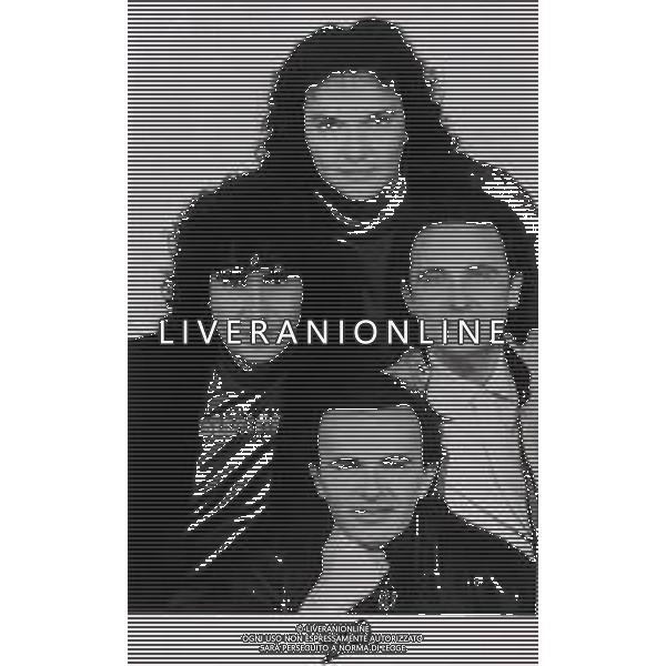 RETROSPETTIVA COMPLESSO MUSICALE POOH NELLA FOTO RED CANZIAN-DODI BATTAGLIA-ROBY FACCHINETTI E STEFANO D\'ORAZIO NELL\'ANNO 1990 A SANREMO FOTO UFFICIO STAMPA POOH-AG ALDO LIVERANI SAS 