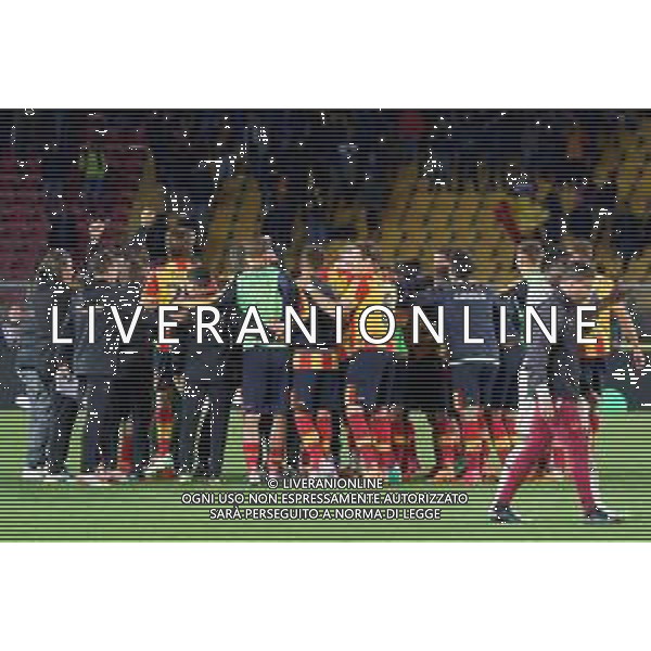 US Lecce celebrates the victory during the Italian soccer Serie A match US Lecce vs Udinese Calcio on April 28, 2023 at Via del Mare Stadium in Lecce, Italy. Photo by Emmanuele Mastrodonato/ag. Aldo Liverani sas/ AGENZIA ALDO LIVERANI SAS